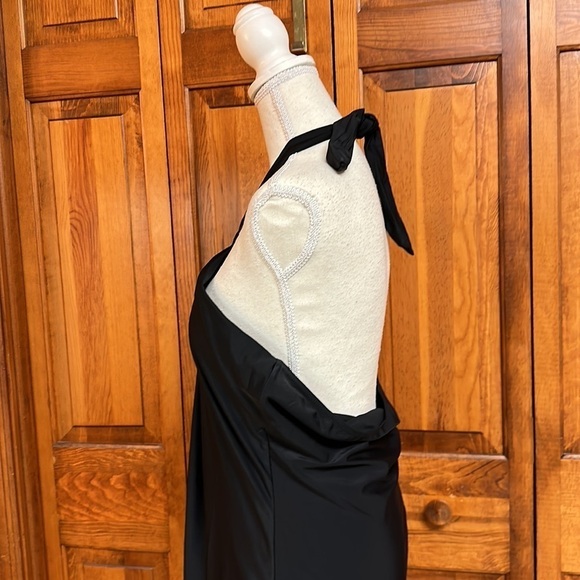 Black One Piece Swimsuit with Split Midline Batwing Flap Material 3XL - Picture 7 of 10